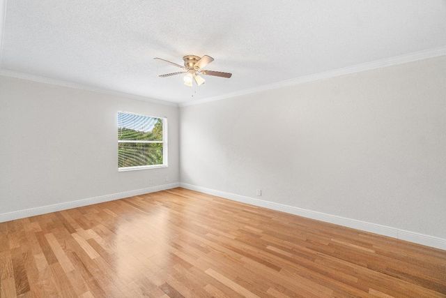 7803 NW 70th Avenue, Parkland, FL 33067