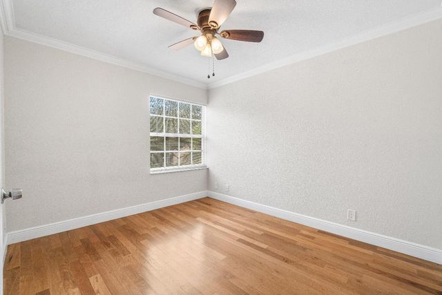 7803 NW 70th Avenue, Parkland, FL 33067