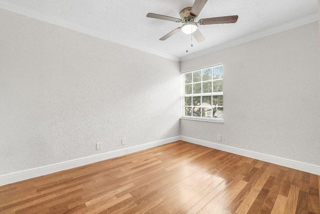 7803 NW 70th Avenue, Parkland, FL 33067