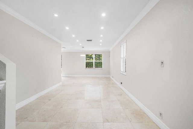 7803 NW 70th Avenue, Parkland, FL 33067