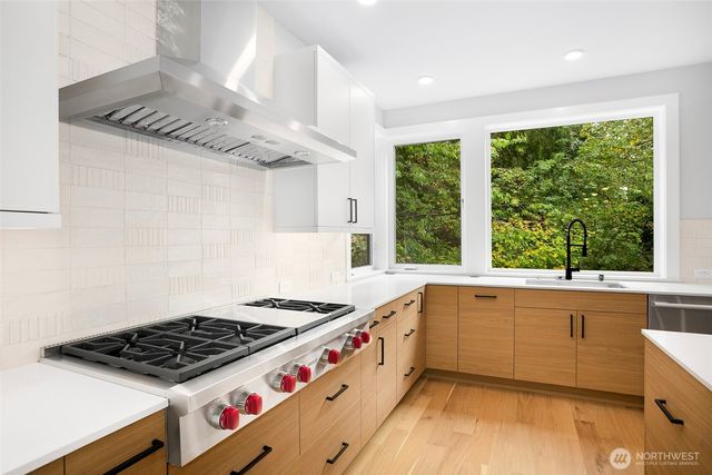 13105 SE 19th Court, Bellevue, WA 98005