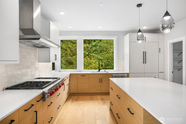 13105 SE 19th Court, Bellevue, WA 98005