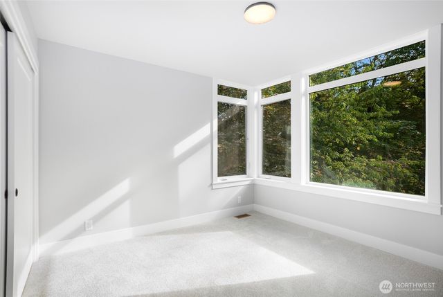 13105 SE 19th Court, Bellevue, WA 98005