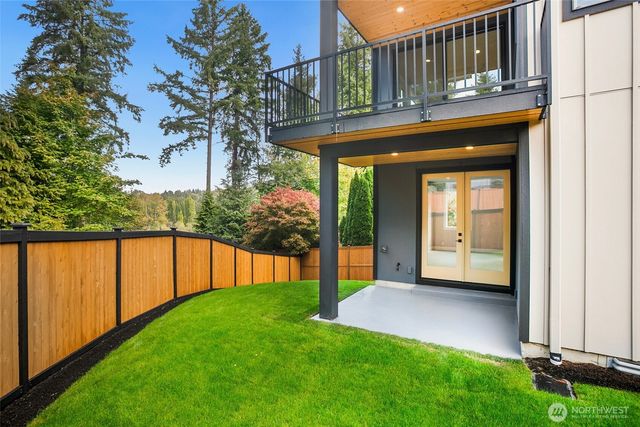 13105 SE 19th Court, Bellevue, WA 98005