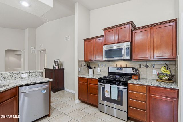 7320 Kiowa Creek Drive, El Paso, TX 79911