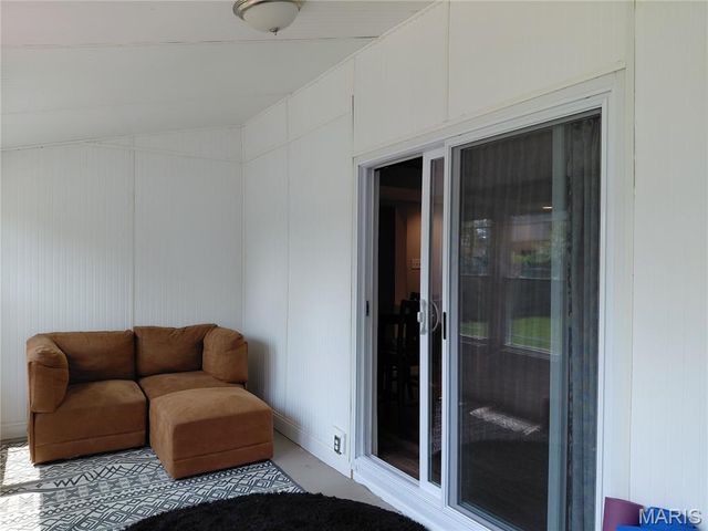 29 N Michigan Avenue, Belleville, IL 62221