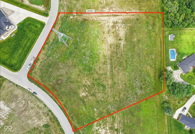 2639 S Kings Way, New Palestine, IN 46163