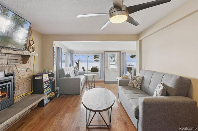 6111 Loud Drive, Oscoda Charter Township, MI 48750