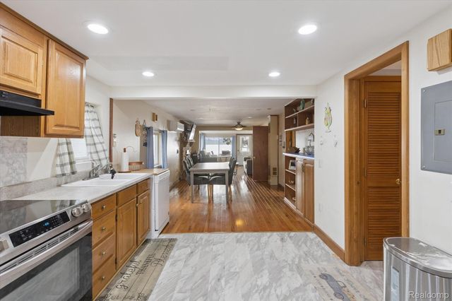 6111 Loud Drive, Oscoda Charter Township, MI 48750