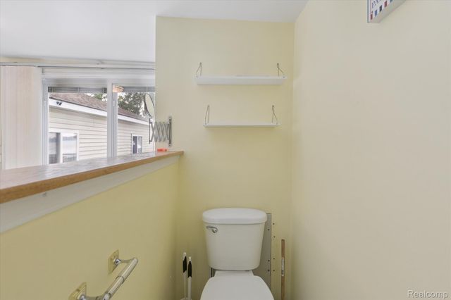 6111 Loud Drive, Oscoda Charter Township, MI 48750