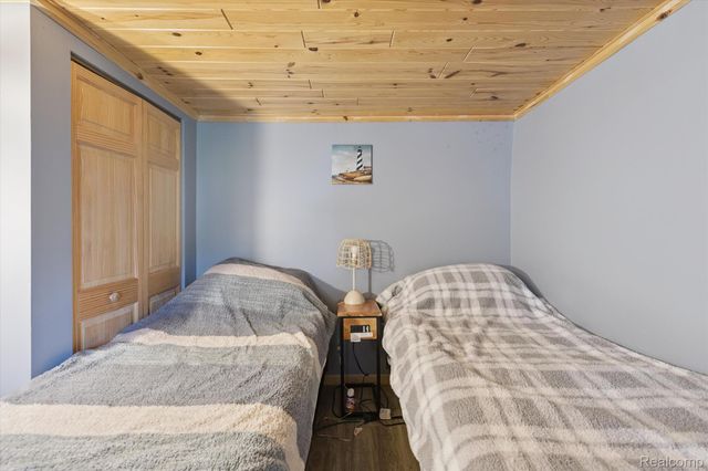 6111 Loud Drive, Oscoda Charter Township, MI 48750