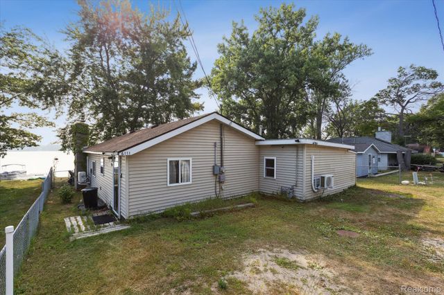 6111 Loud Drive, Oscoda Charter Township, MI 48750