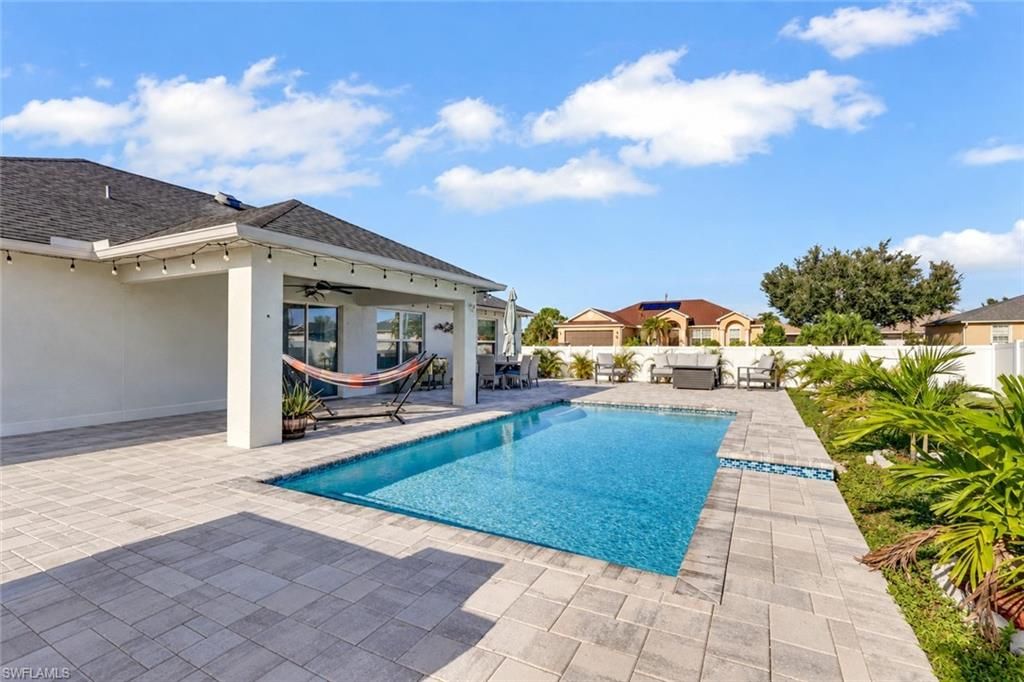 327 SW 31st ST, CAPE CORAL, FL 33914 — photo 3