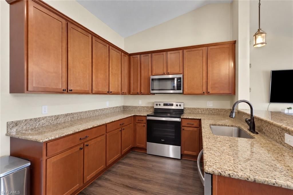 327 SW 31st ST, CAPE CORAL, FL 33914 — photo 4