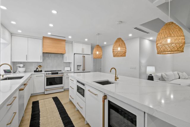 7710 W Lake Drive, Lake Clarke Shores, FL 33406