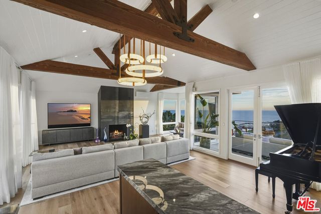 3140 Sweetwater Mesa Road, Malibu, CA 90265