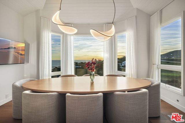 3140 Sweetwater Mesa Road, Malibu, CA 90265