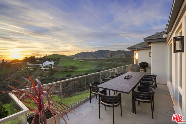3140 Sweetwater Mesa Road, Malibu, CA 90265