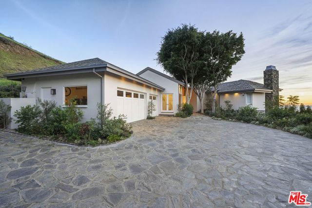 3140 Sweetwater Mesa Road, Malibu, CA 90265