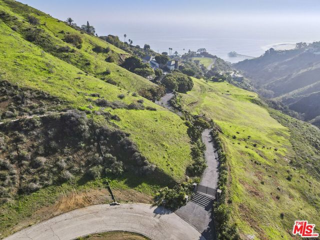 3140 Sweetwater Mesa Road, Malibu, CA 90265