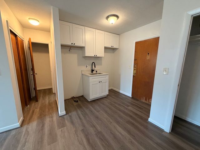 720 Bennington St 204, Boston, MA 02128