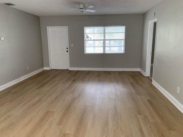 240 NW 38th Avenue, Lauderhill, FL 33311