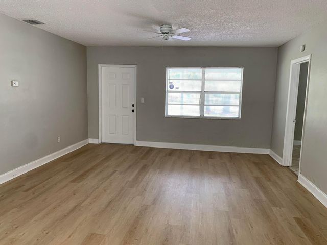 240 NW 38th Avenue, Lauderhill, FL 33311