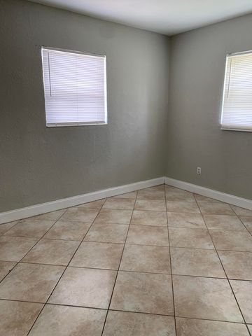 240 NW 38th Avenue, Lauderhill, FL 33311