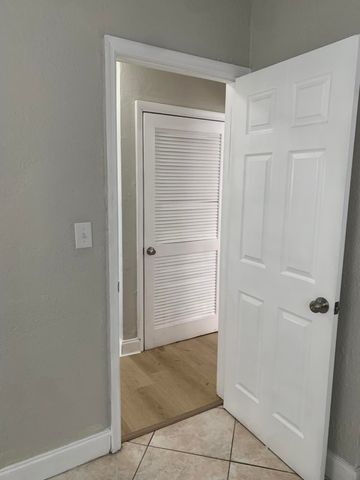 240 NW 38th Avenue, Lauderhill, FL 33311
