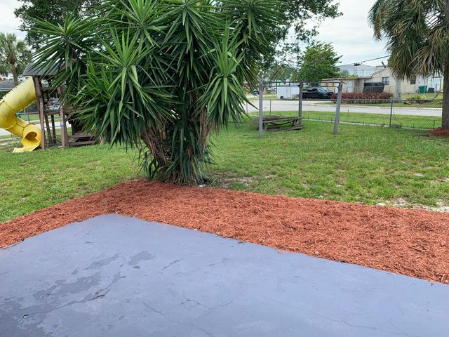 240 NW 38th Avenue, Lauderhill, FL 33311