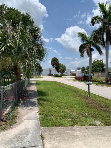 240 NW 38th Avenue, Lauderhill, FL 33311