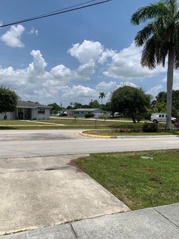 240 NW 38th Avenue, Lauderhill, FL 33311