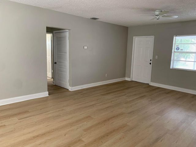 240 NW 38th Avenue, Lauderhill, FL 33311