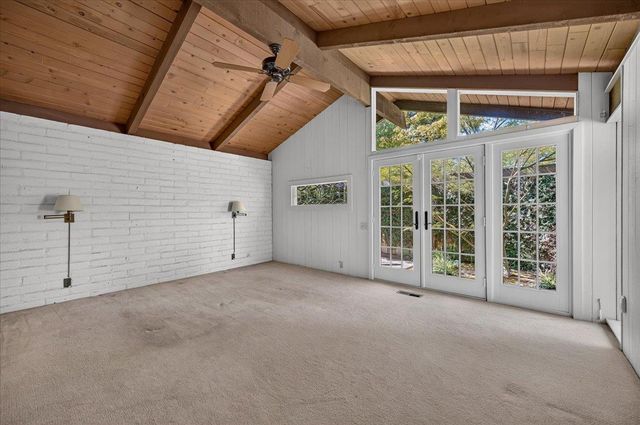 6687 N Woodson Avenue, Fresno, CA 93711