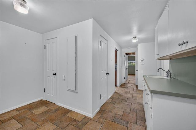 6687 N Woodson Avenue, Fresno, CA 93711