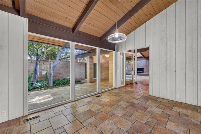 6687 N Woodson Avenue, Fresno, CA 93711