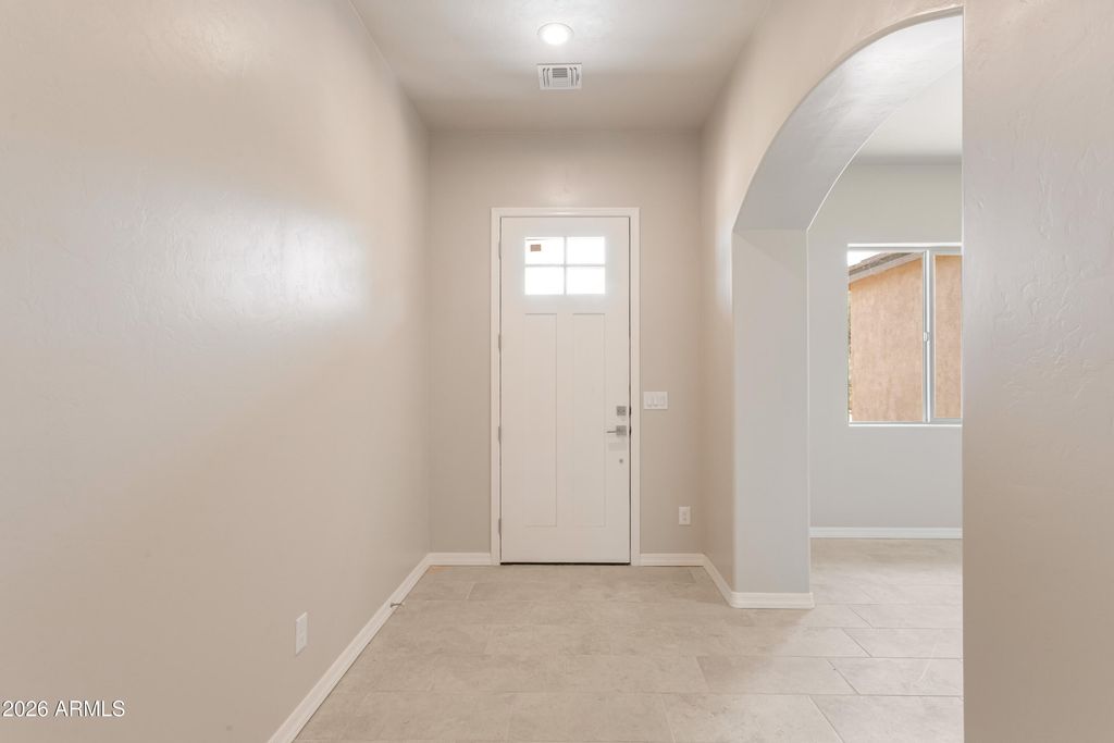 Image 3 of property listing at 5329 E HIDDEN OAK Drive, Hereford, AZ 85615
