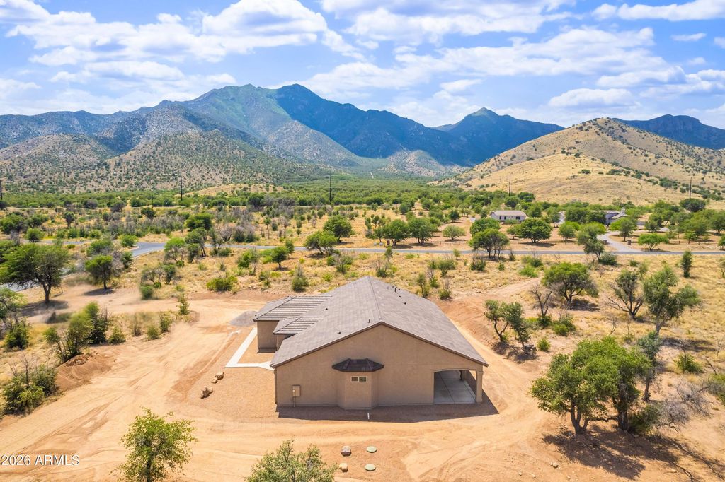 Image 38 of property listing at 5329 E HIDDEN OAK Drive, Hereford, AZ 85615