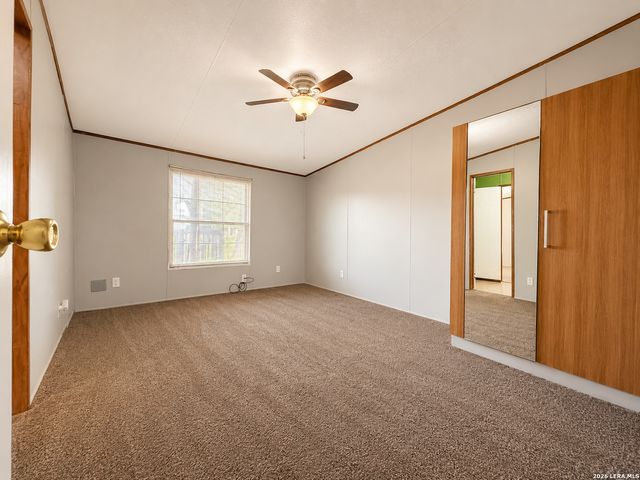 1935 Hickory Way, San Antonio, TX 78264