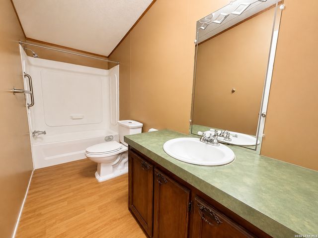 1935 Hickory Way, San Antonio, TX 78264