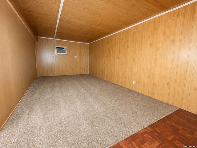 1935 Hickory Way, San Antonio, TX 78264