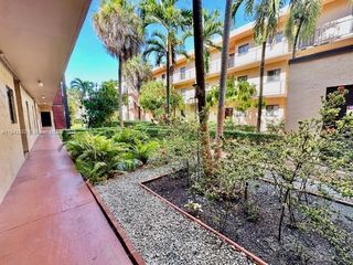 10851 SW 2nd St K106, Sweetwater, FL 33174