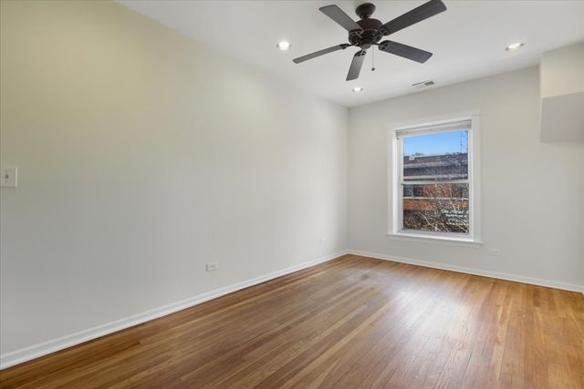 4641 N Rockwell Avenue 2, Chicago, IL 60625