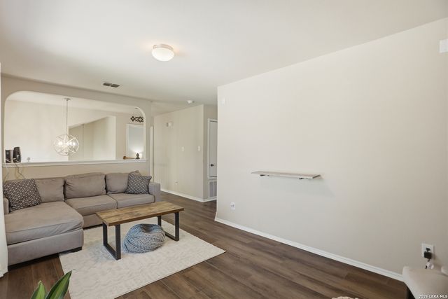 11106 Palomino Bnd, San Antonio, TX 78254
