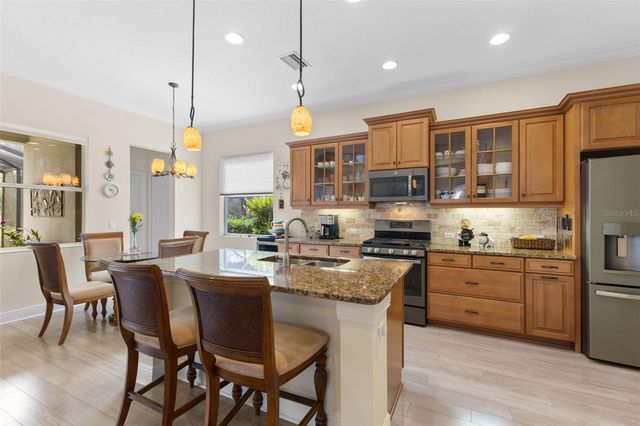 6343 LAUREL WOOD RUN, Sarasota, FL 34243