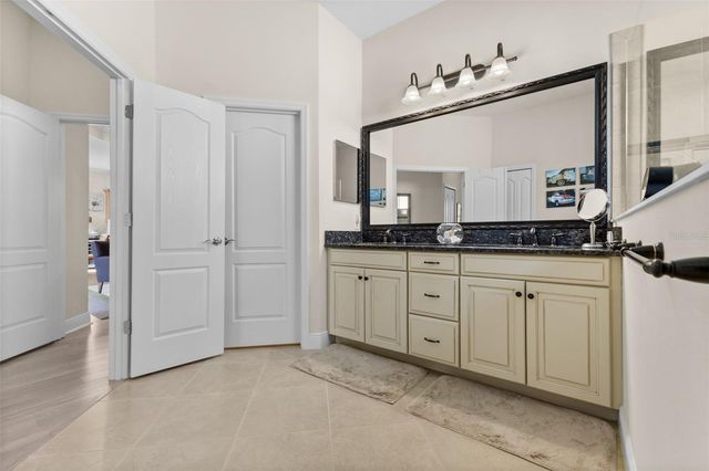 6343 LAUREL WOOD RUN, Sarasota, FL 34243