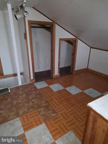 329 39TH ST N, Pennsauken, NJ 08110