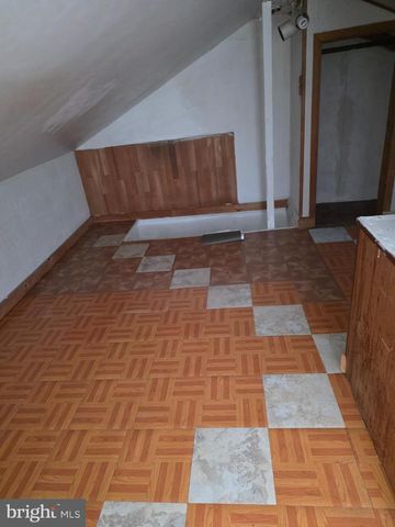 329 39TH ST N, Pennsauken, NJ 08110