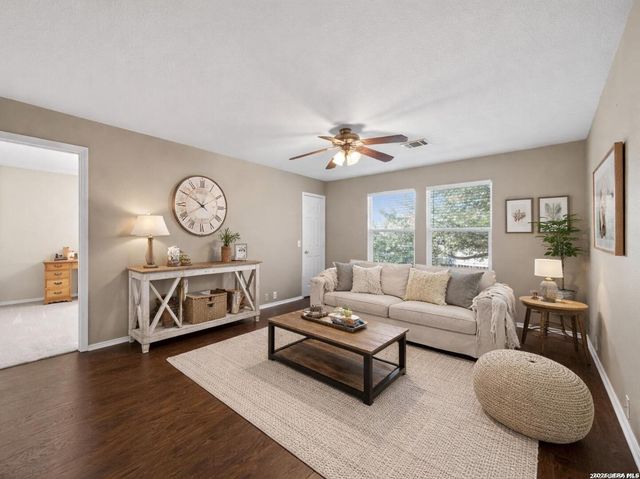 1529 Rainy Brk, Schertz, TX 78154