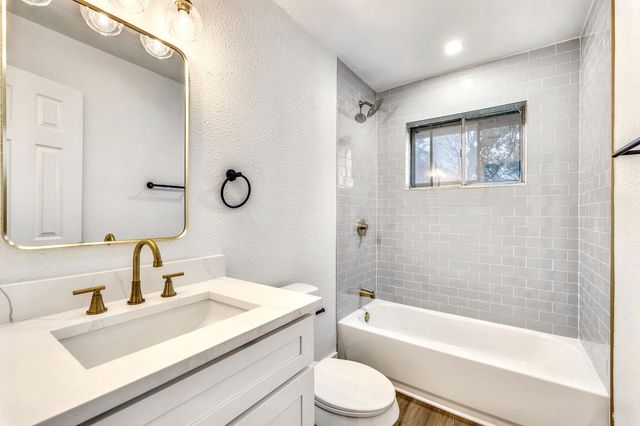 9942 Santa Garza Drive, Dallas, TX 75228